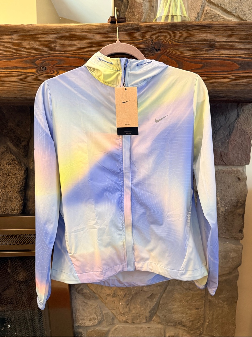 Nike Women’s Swift Repel Packable Running Jacket